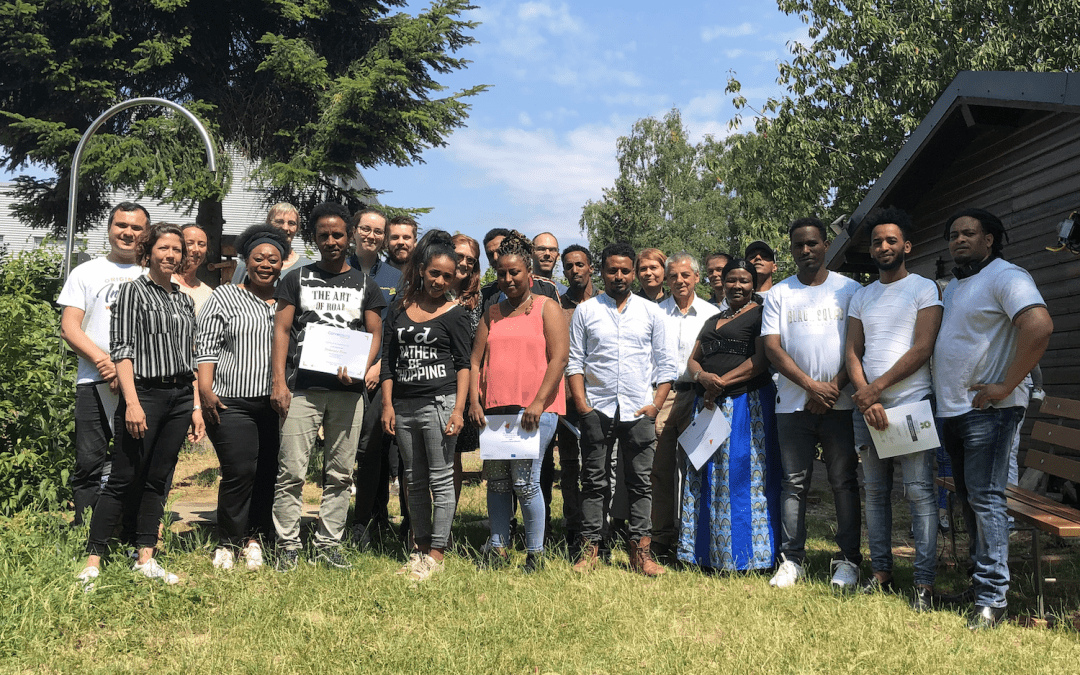 Remise de certificat aux participants du projet « Connections4work »